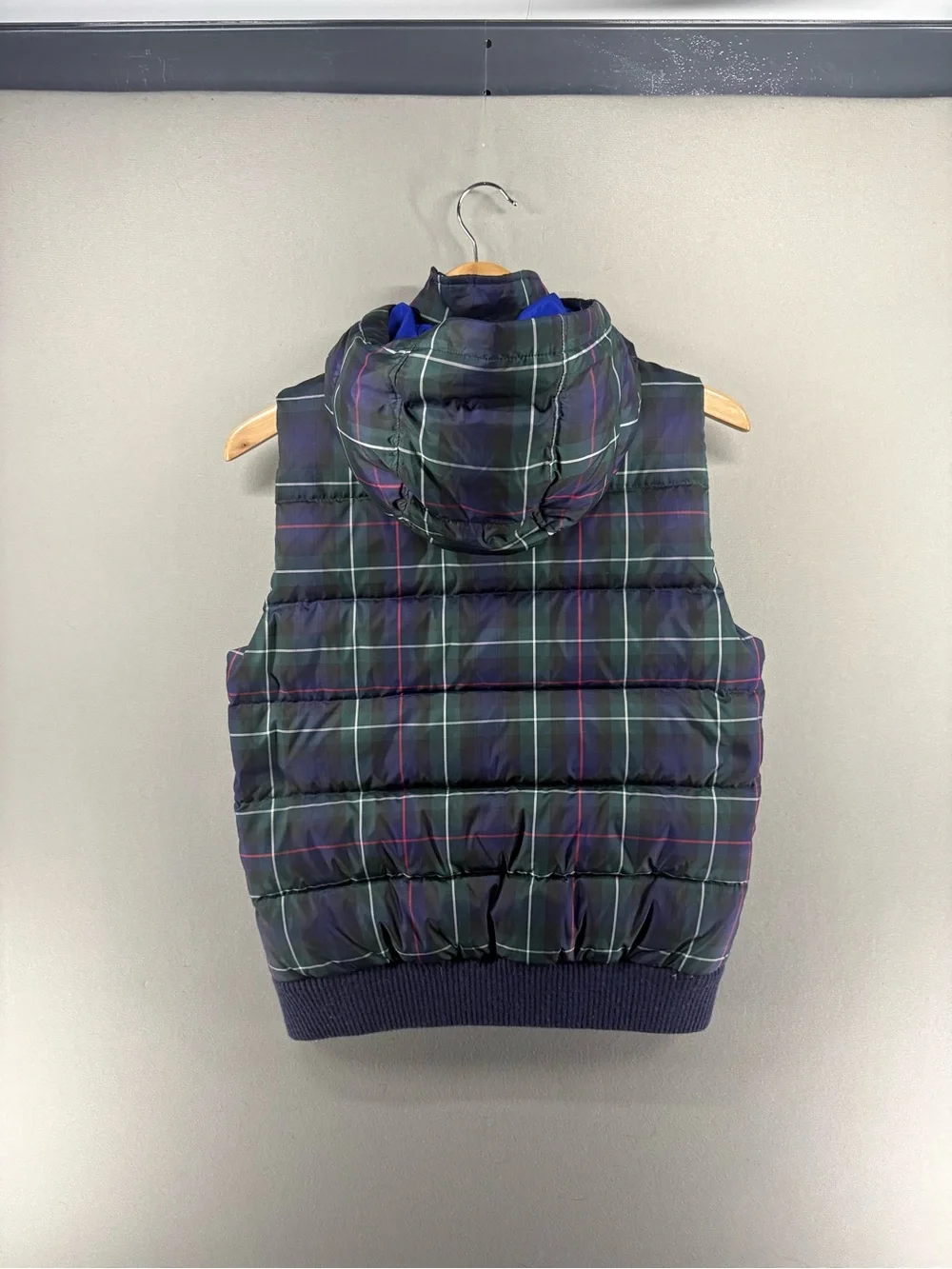 J. CREW Puffer Hood Vest Womens Small Tartan Plaid Duck Down Waterfowl Feather
